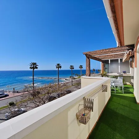 Tu Paraiso Frente Al Mar Atico En Benalmadena